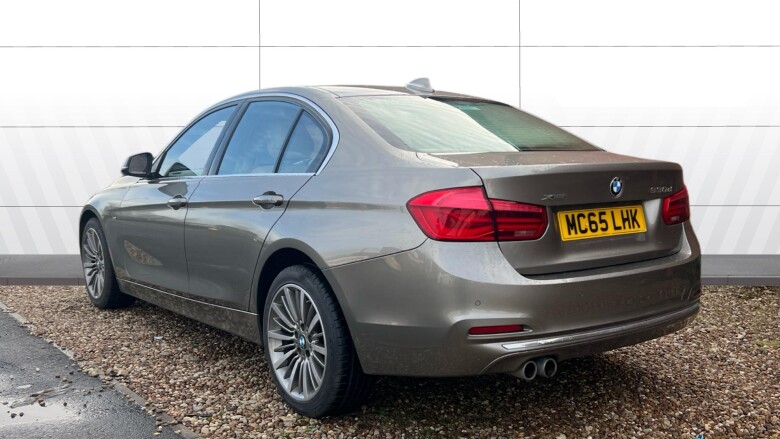 BMW 3 Series 330d xDrive Luxury 4dr Step Auto Diesel Saloon